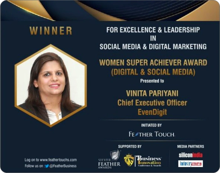 Woman Super Achiever Award In Digital & Social Media By National Feather Awards